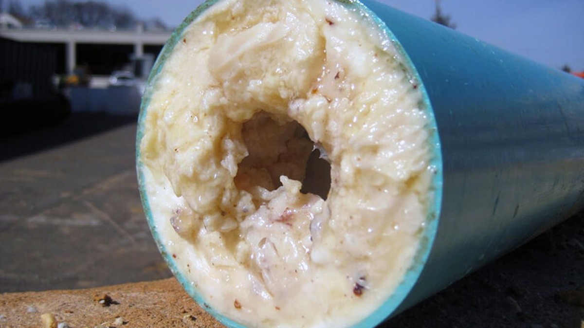 Instalatéři prosí: nikdy nelijte tento olej do odpadní trouby - image 1