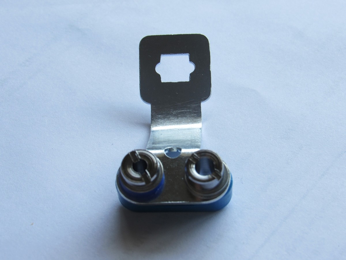 Jak používat hliníkovou fólii na zásuvkách – skrytý trik elektrikářů