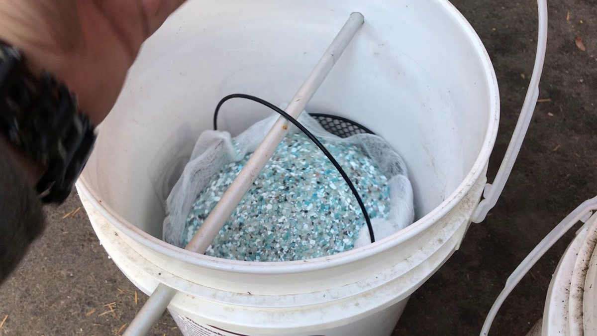 Kartónová krabice pod postel neutralizuje vlhkost lépe než odvlhčovač - image 2