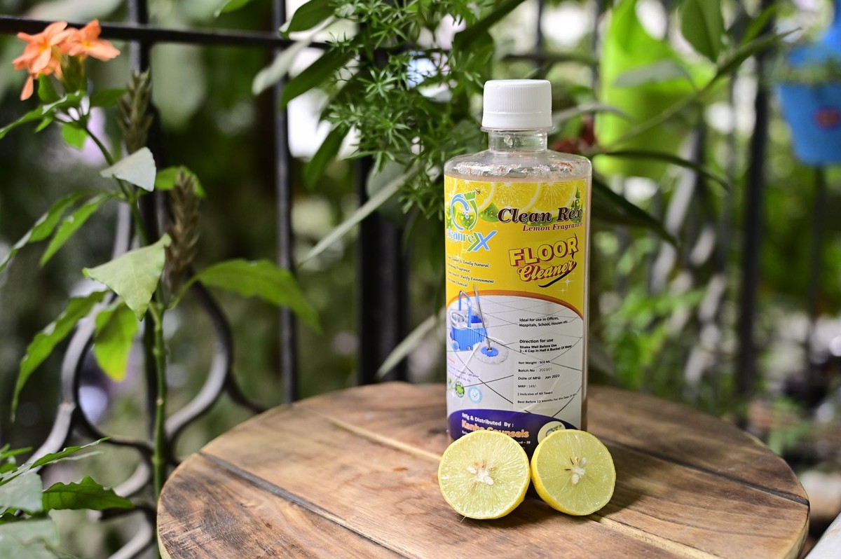 Krupice na podlahu místo drahého čisticího prostředku – jak na to - image 2