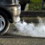 Mechanici varují: už přestaňte zahřívat auto před rozjezdem