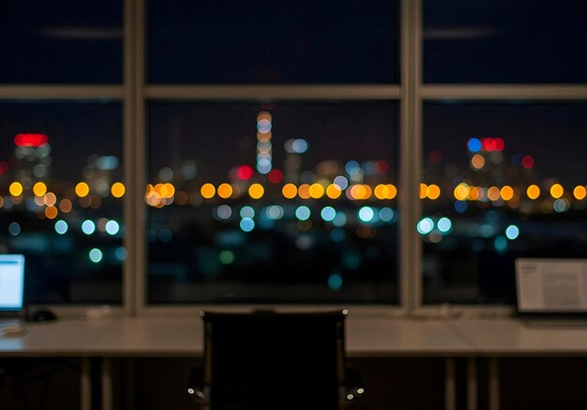 Osvětlení u stolu: Trik, kterým se zbavíte únavy z PC - image 1