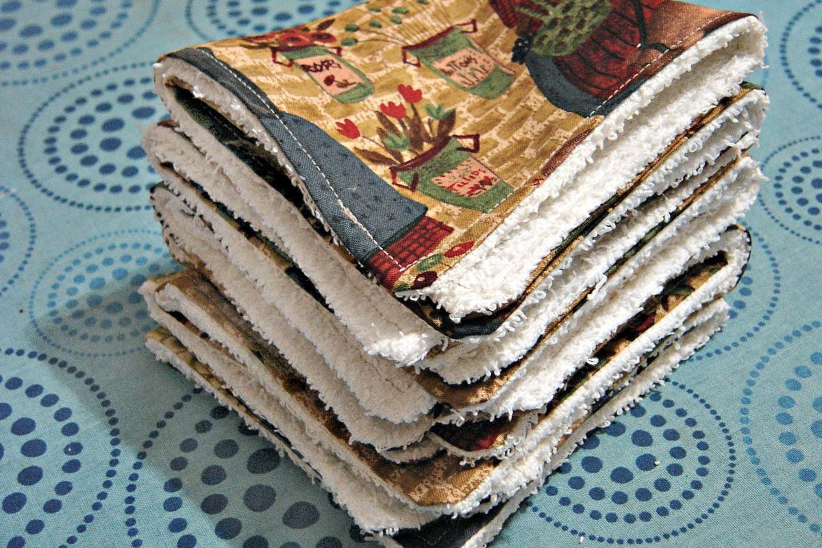 Staré trenýrky se změňují v nejlepší čistící hadr pro dům - image 2