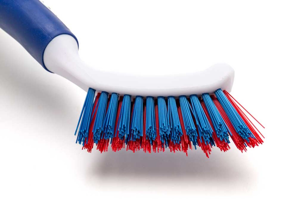 Staré zubní kartáče jako čisticí síla – místa v domě, kde nahradí drahé kartáče - image 2