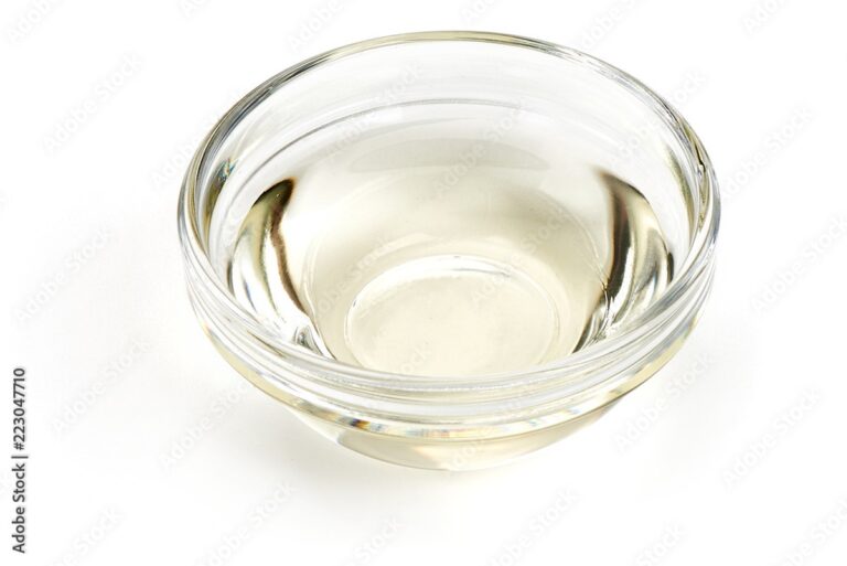 Miska s octem na noční stolek: co se stane s vašim spánkem za týden