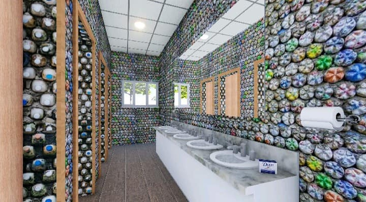 Plastová láhev v záchodě: malý trik starých instalatérů ušetří vám 500 korun měsíčně - image 1