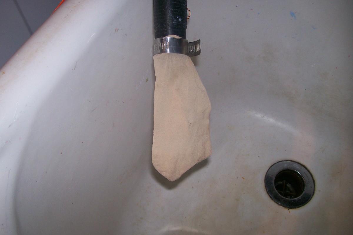 Staré punčochy se stanou nejlepšími filtrami na praní – zadarmo - image 1