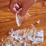 Sůl v tříštěném skle při čištění: proč si to hlídají professionalové