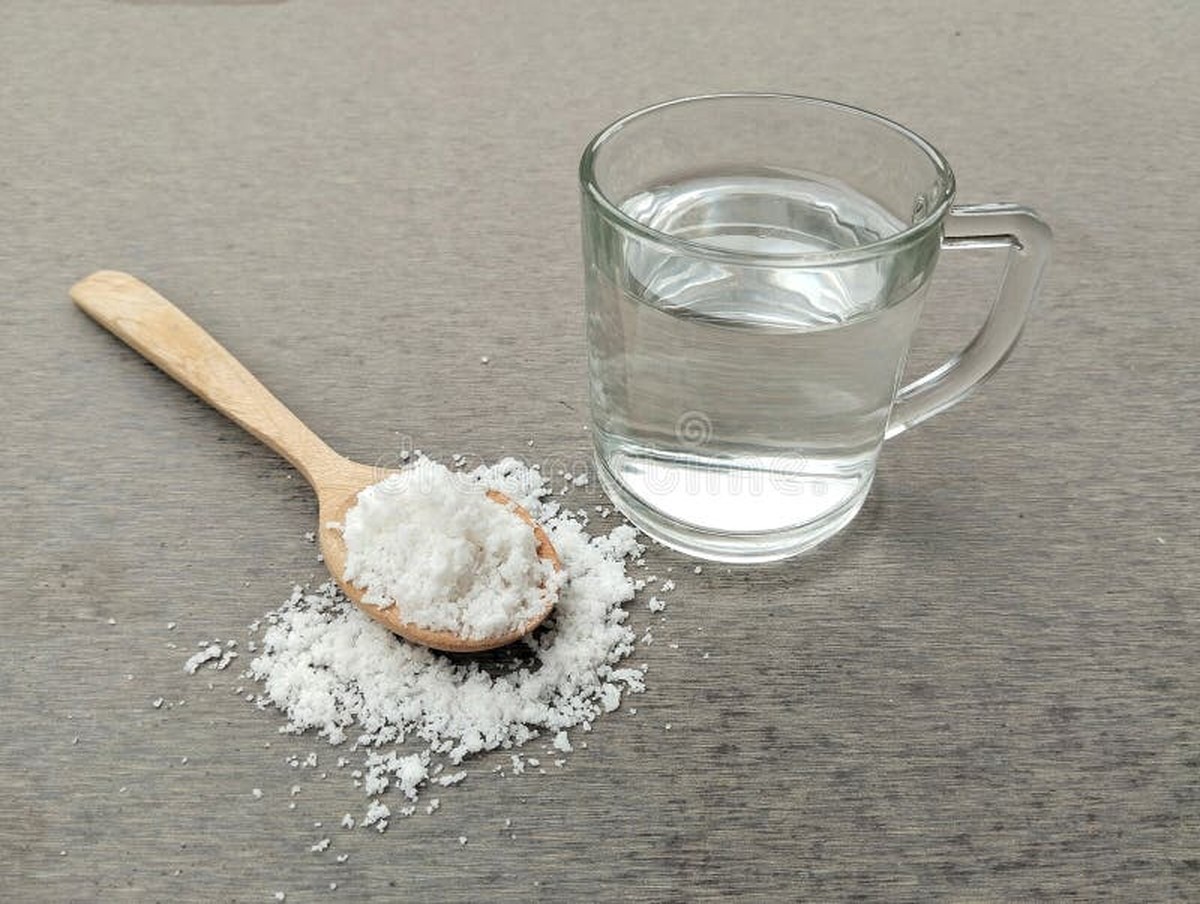 Sůl v tříštěném skle při čištění: proč si to hlídají professionalové - image 1