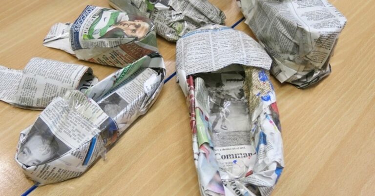 Novinový papír v botách vám ušetří dva dny sušení