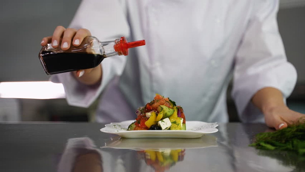 Proč všichni šéfkuchaři přidávají octový vzduch při vaření vajec - image 1