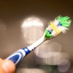 Starý zubní kartáček + soda = švýcarský nůž domácího údržbáře