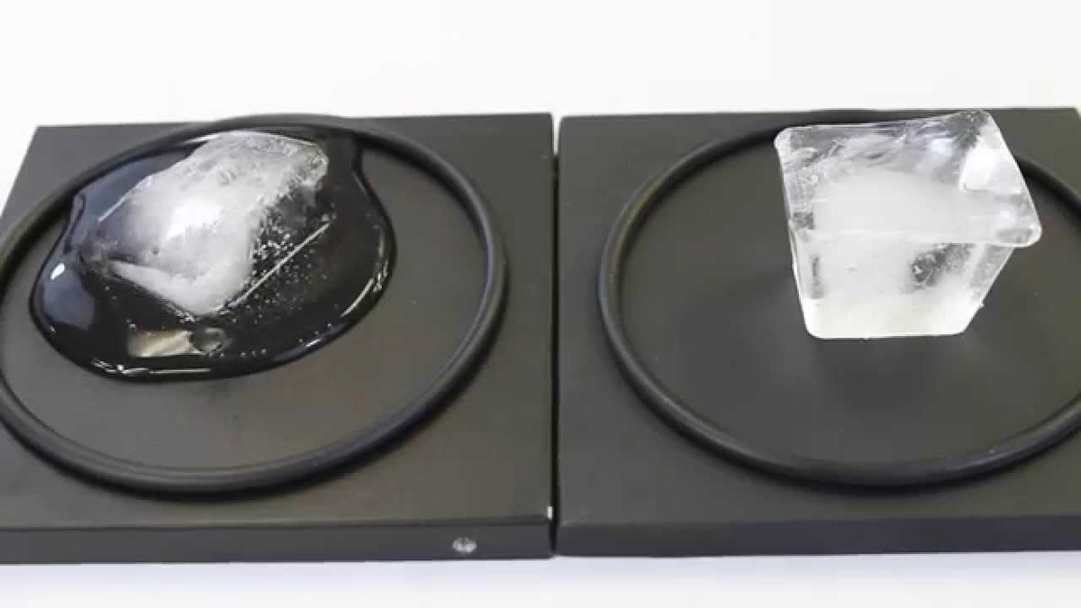 Sůl na ledovce v předsíni? Jednoduchý systém, který funguje déle než sypací služba - image 1