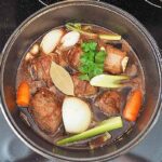 Vložte bobkový list do mouky: 100letý trik proti molům