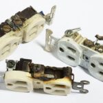 Elektrikáři varují: nikdy nedávejte hliník blízko těmto zásuvkám