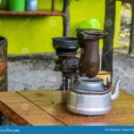 Starý ponožka jako filtr: Trik na čistou vodu v konvici